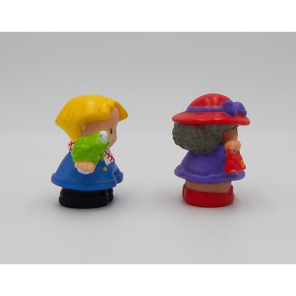 Fisher Price Little People Grandma Red Hat Eddie with Frog 2001/2002 05/07 TL - Picture 4 of 9